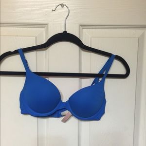 Victoria's Secret PINK Push Up Bra